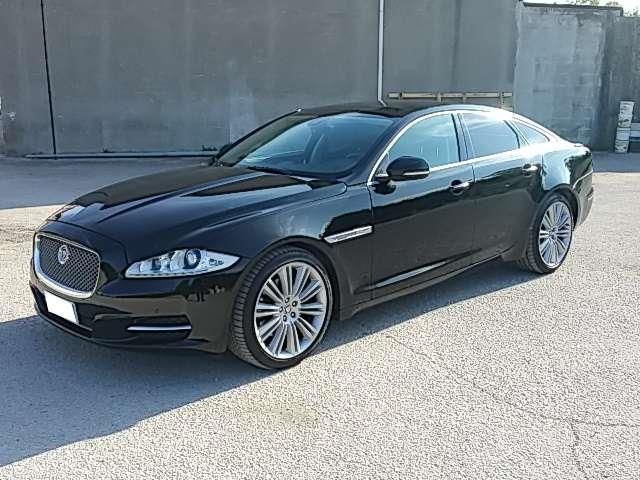 Jaguar XJ • 2010 • 225,000 km 1