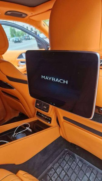 Mercedes-Benz S-Class • 2023 • 9,000 km 4