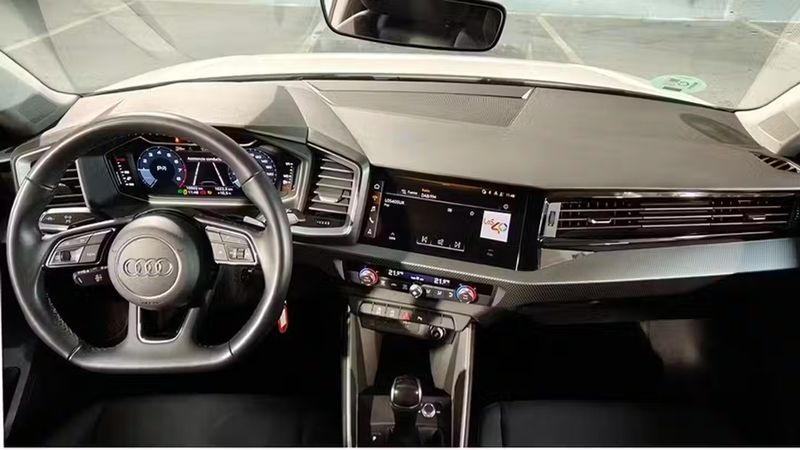 Audi A1 • 2024 • 19,902 km 2