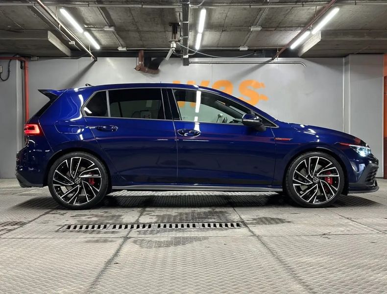 Volkswagen Golf • 2023 • 20,600 km 12