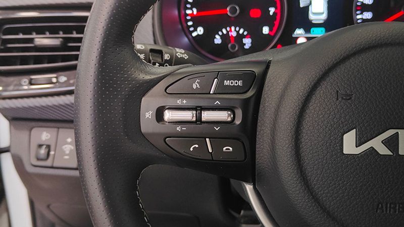 Kia Sorento Hybrid • 2023 • 12,500 km 17