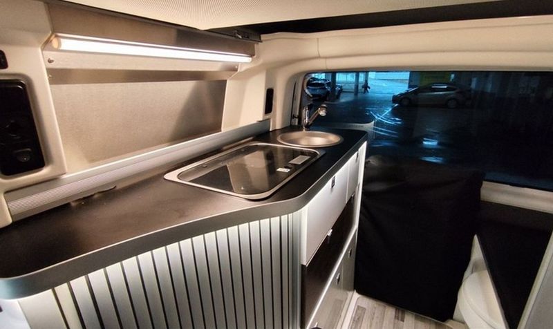 Volkswagen California • 2023 • 48,000 km 7