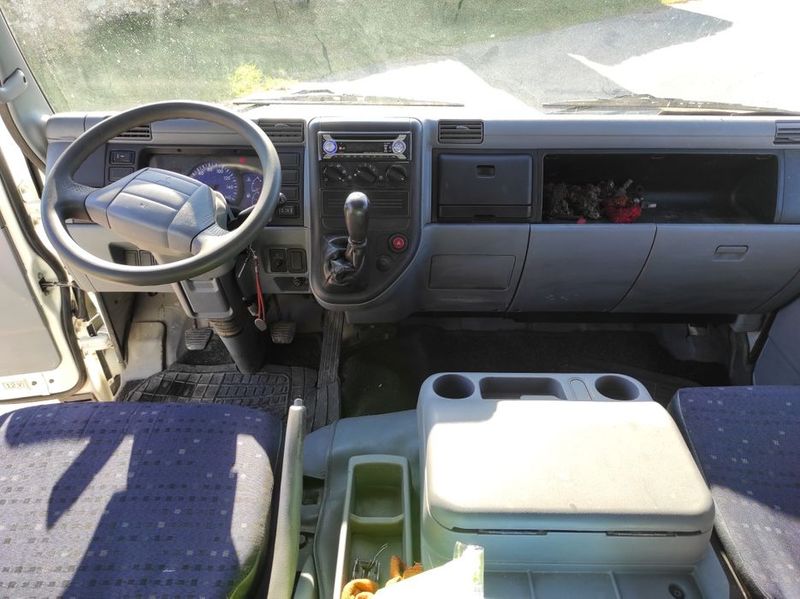 Mitsubishi Fuso canter • 2009 • 250,000 km 4