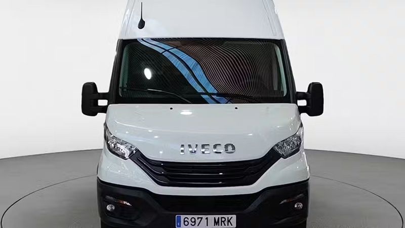 Fiat Ducato Van • 2024 • 42,261 km 4