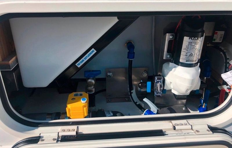 Mercedes-Benz Sprinter • 2021 • 64,000 km 3