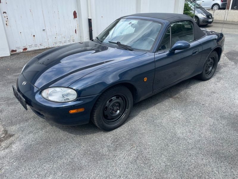 Mazda MX-5 • 1998 • 121,000 km 2