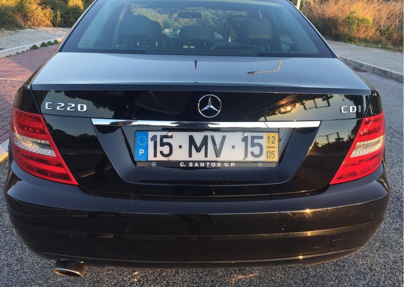 Mercedes-Benz C • 2012 • 56,000 km 3