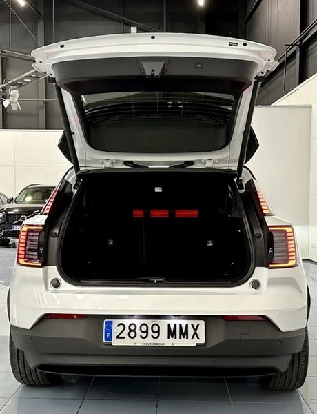 Volvo XC • 2024 • 21,000 km 5