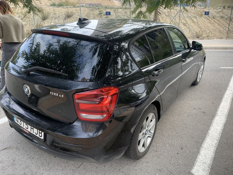 BMW 1 Series • 2012 • 163,000 km 4