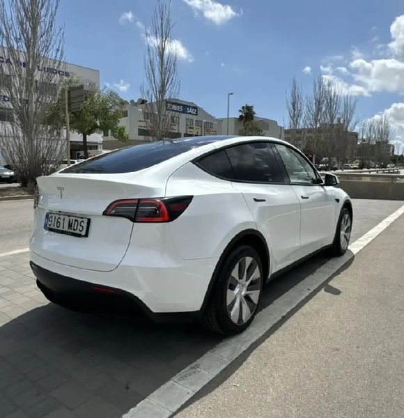 Tesla Model Y • 2023 • 24,247 km 1