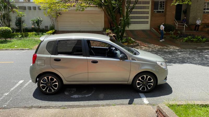 Chevrolet Aveo • 2012 • 84,000 km 7