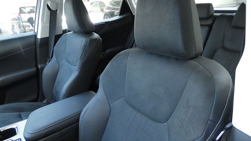 Lexus NX • 2022 • 4,055 km 2