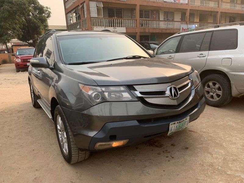 Acura MDX • 2008 • 12,000 km 3