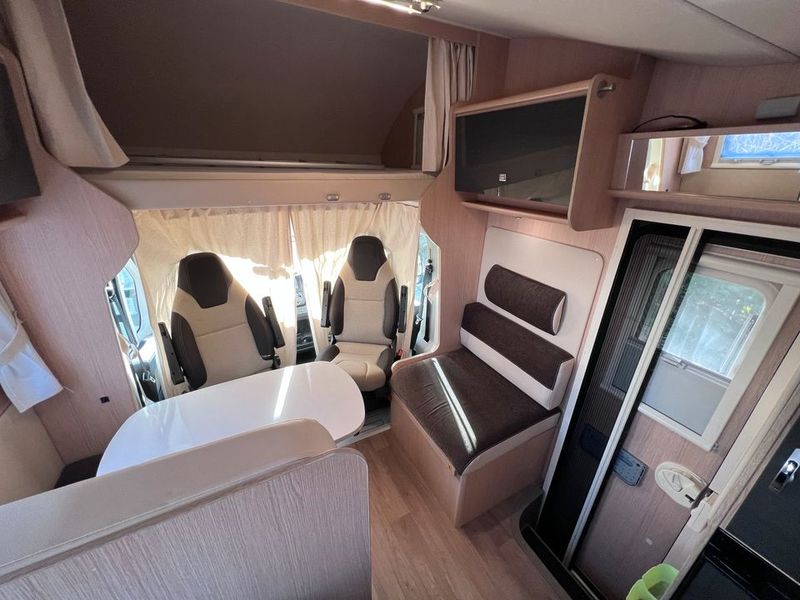 Fiat Ducato • 2018 • 38,500 km 12