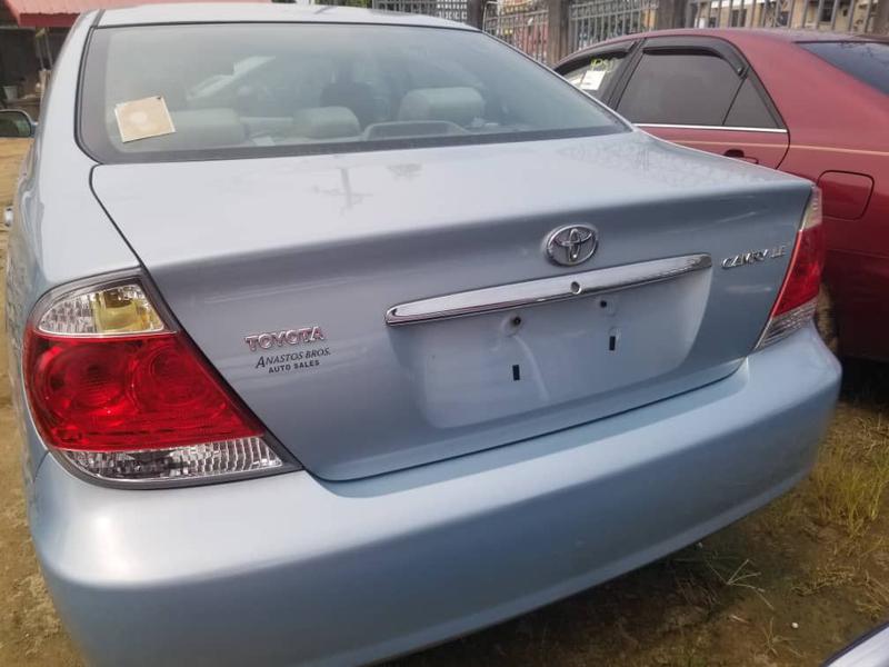 Toyota Camry • 2005 • 100,000 km 4