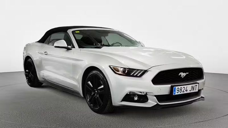 Ford Mustang • 2016 • 70,141 km 3