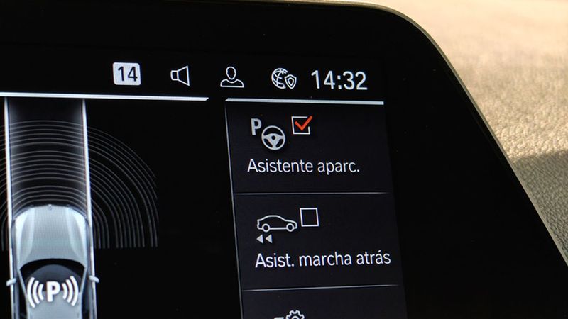 BMW 3 Series • 2021 • 62,356 km 10