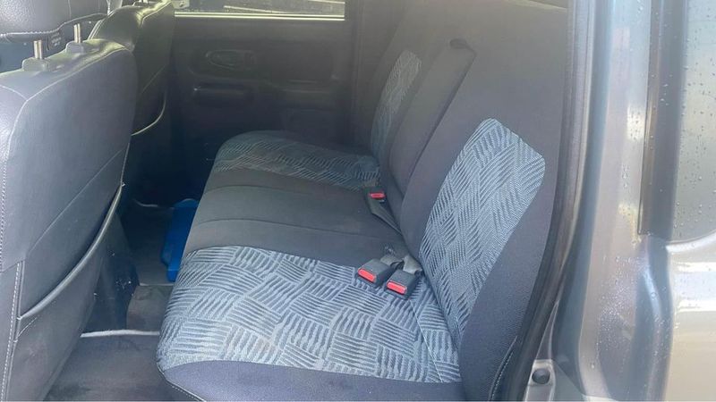 Mitsubishi L200 • 2001 • 197,000 km 5