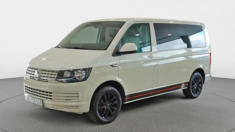 Volkswagen T5 Transporter Shuttle • 2016 • 221,190 km 1