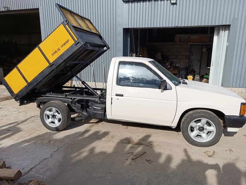 Nissan Navara • 1991 • 290,000 km 1