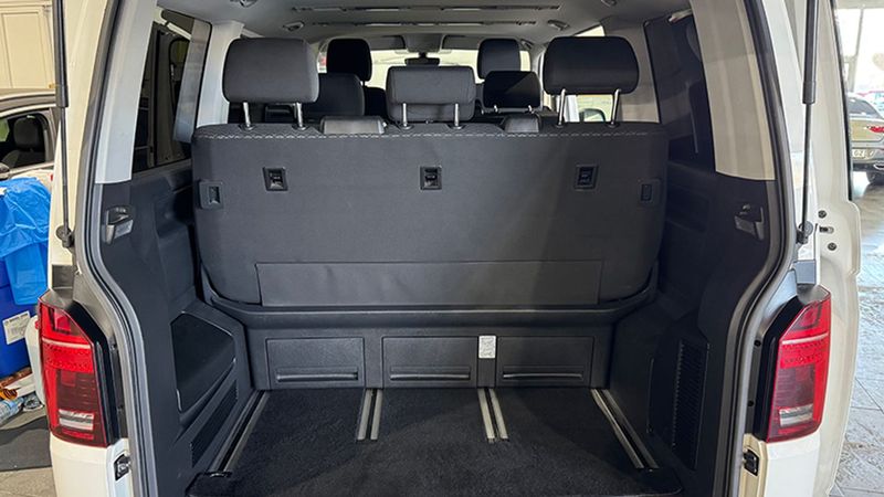 Volkswagen Multivan • 2022 • 78,464 km 25