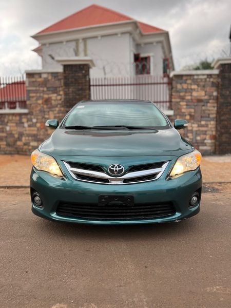 Toyota Corolla • 2012 • 70,000 km 1