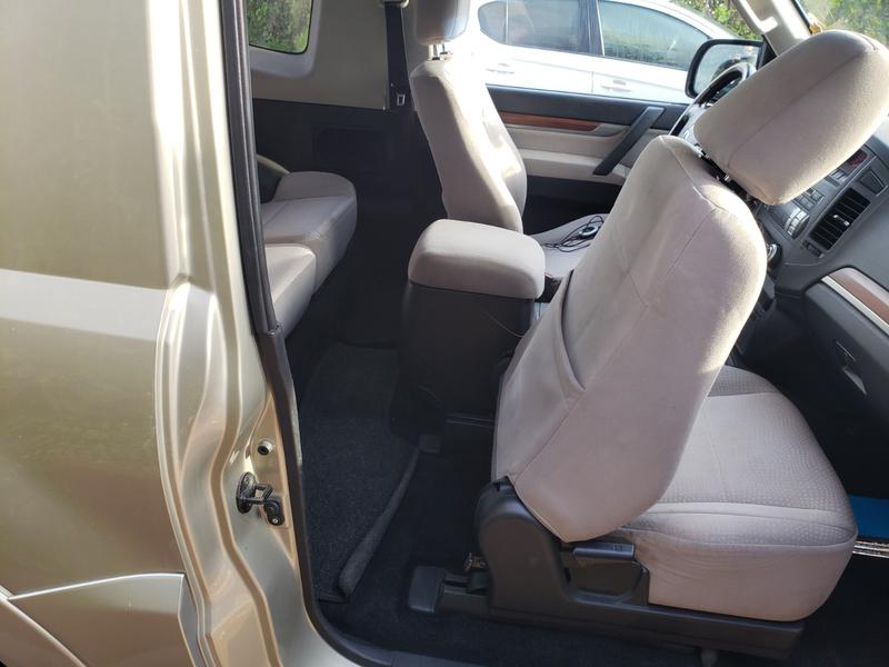 Mitsubishi Pajero • 2008 • 81,000 km 10