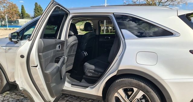 Kia Sorento Hybrid • 2023 • 20,600 km 7