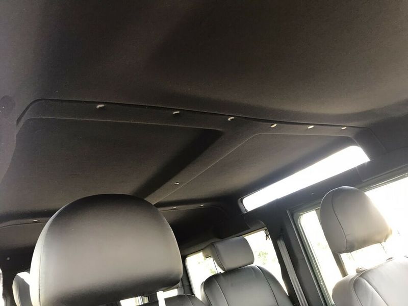 Land Rover Defender • 2012 • 75,000 km 12