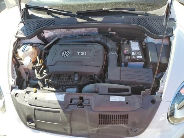 Volkswagen Beetle • 2016 • 10,000 mi 7