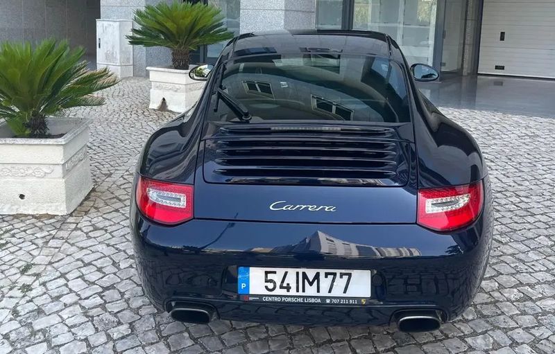 Porsche 911 • 2008 • 35,109 km 2