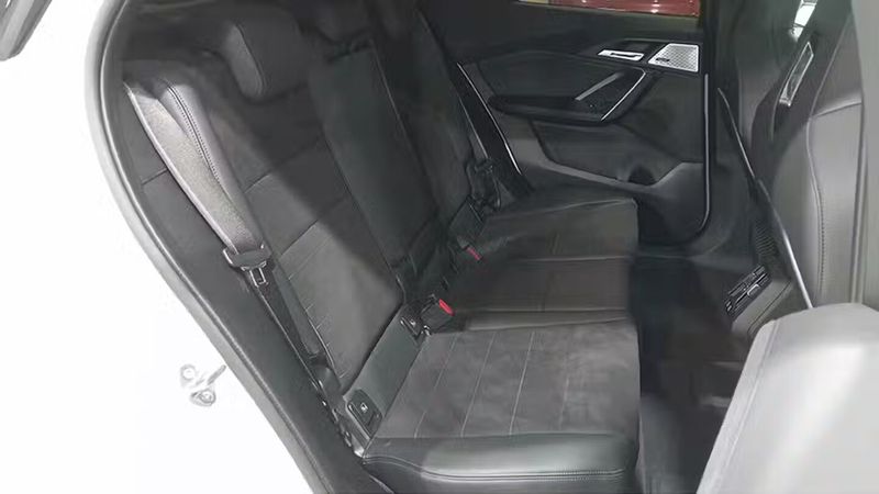 BMW X2 • 2024 • 13,176 km 6