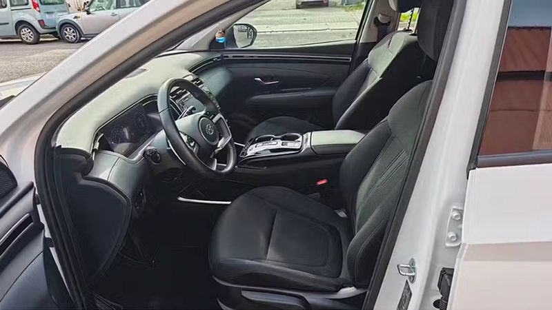 Hyundai Tucson • 2022 • 31,602 km 13