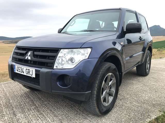 Mitsubishi Montero • 2010 • 229,000 km 1