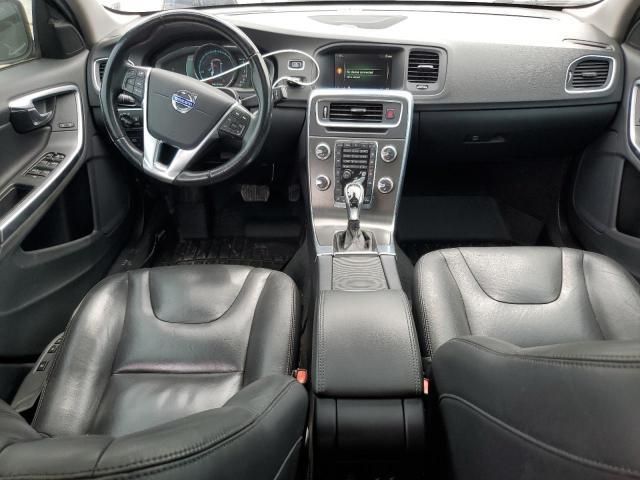 Volvo V60 • 2015 • 10,000 mi 8
