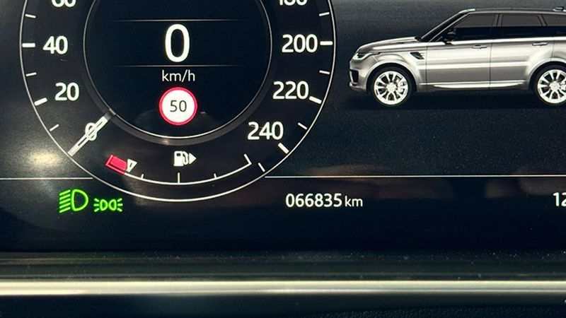 Land Rover Range Rover Sport • 2019 • 66,835 km 7