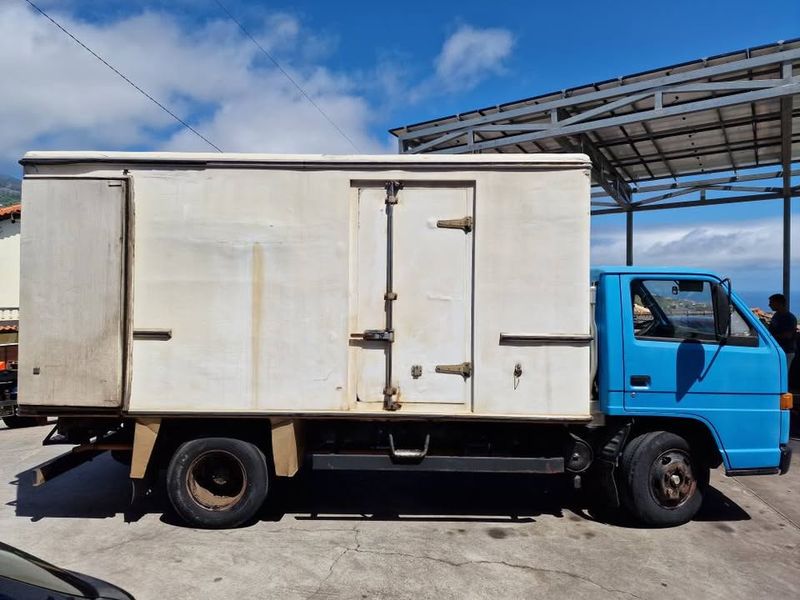 Fiat 850 • 2001 • 118,000 km 2