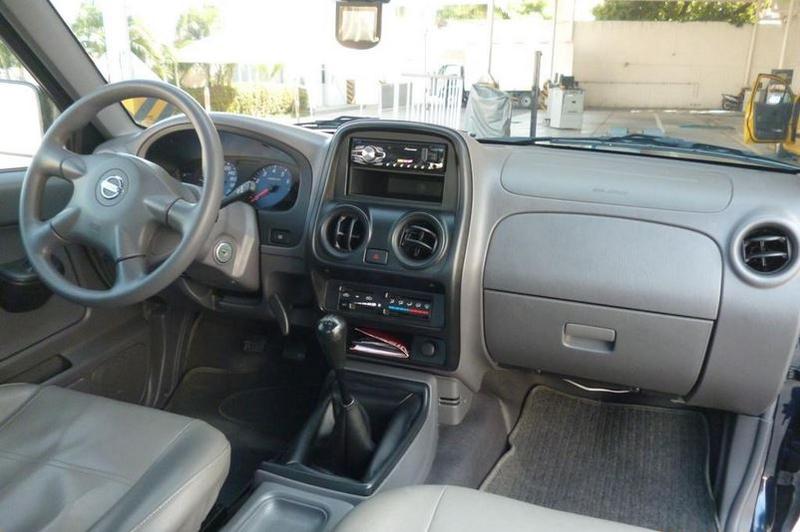Nissan Frontier • 2012 • 100,000 km 2