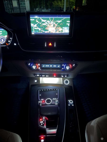 Audi Q5 • 2018 • 111,906 km 4