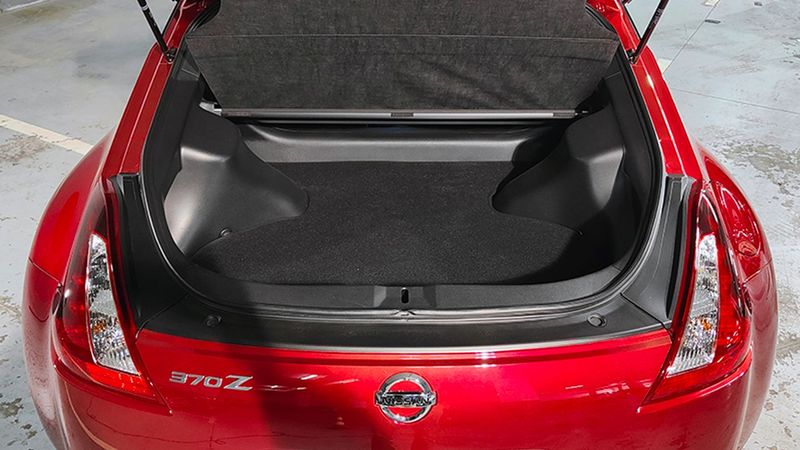 Nissan 370 Z • 2019 • 10,654 km 17