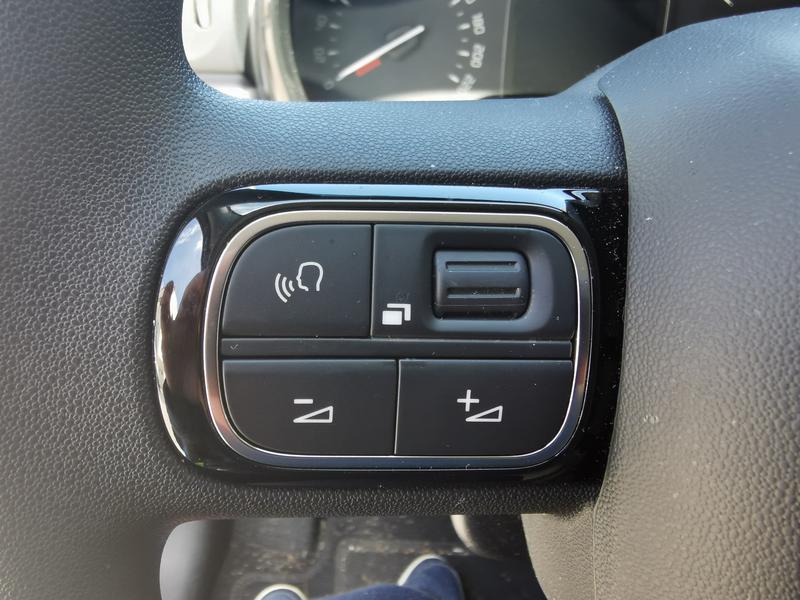 Citroën C3 • 2018 • 26,375 km 7