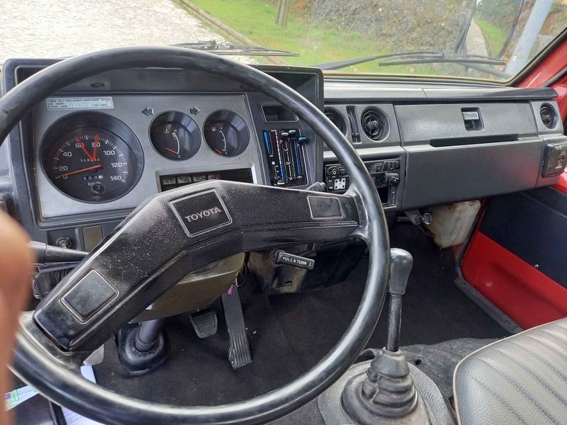 Toyota Dyna • 1987 • 309,000 km 4
