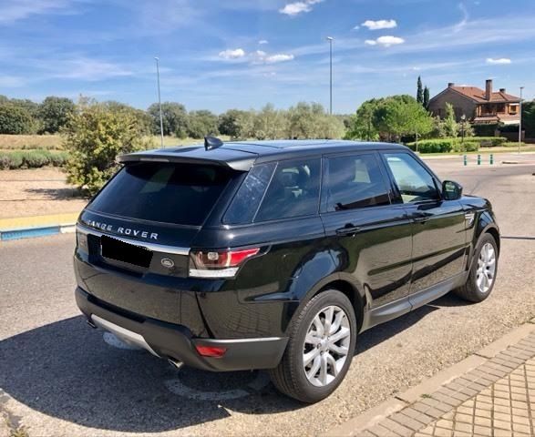 Land Rover Range Rover Sport • 2018 • 130,000 km 12