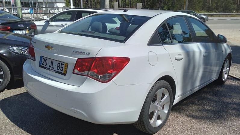 Chevrolet Cruze • 2010 • 131,412 km 3