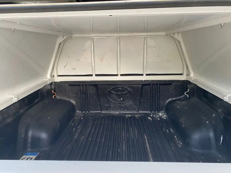 Toyota Hilux • 2019 • 189,000 km 9