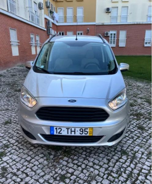 Ford Tourneo Connect • 2017 • 52,000 km 1