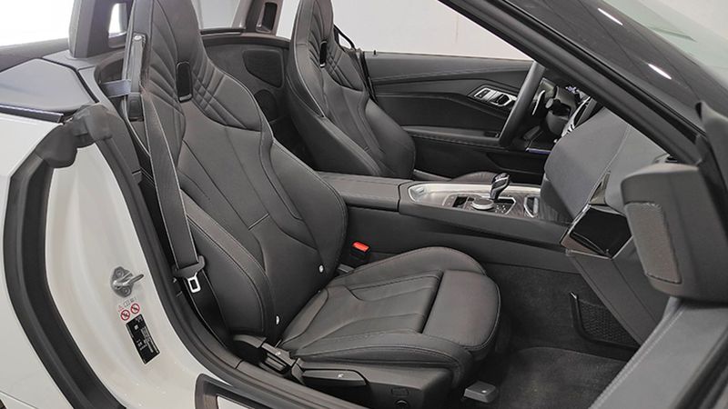 BMW Z4 • 2020 • 12,000 km 23