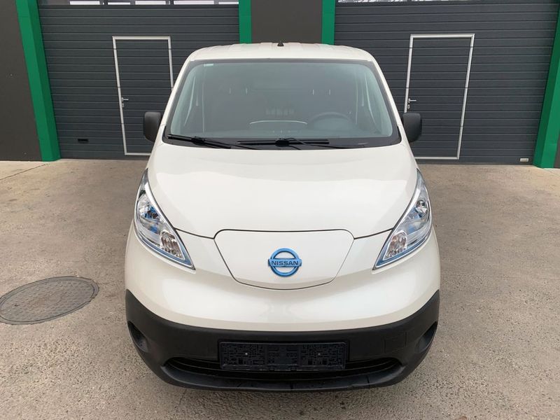 Nissan e-NV200 • 2018 • 65,000 km 2