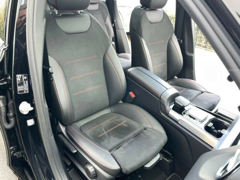 Mercedes-Benz GLB-Class • 2020 • 64,000 km 19