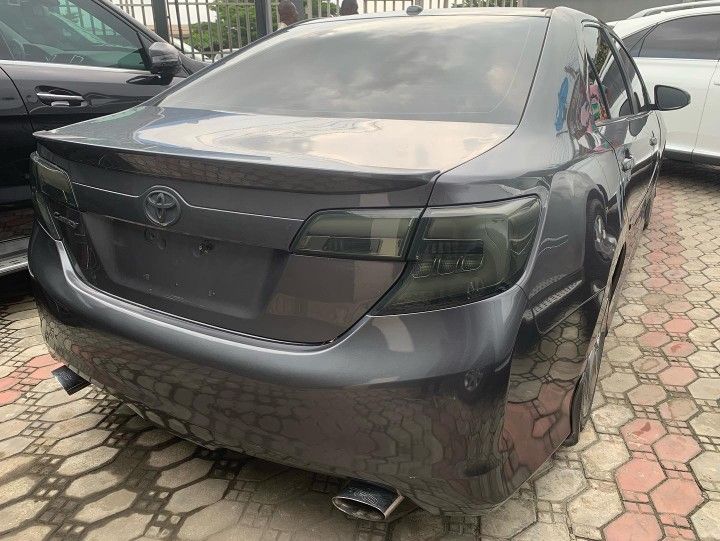 Toyota Camry • 2018 • 50,000 km 3